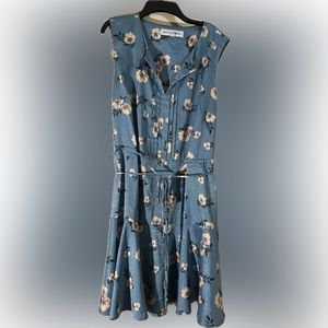 EMMA & MICHELLE Blue Floral Geometric Pleats Tiered Dress Women's Size 16